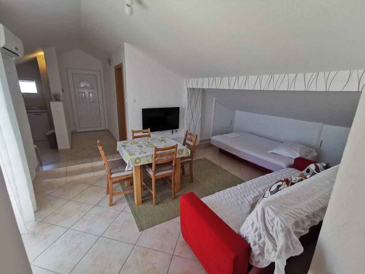 Villa Clara Apartments Kvarner Novi Vinodolski Bagian luar foto