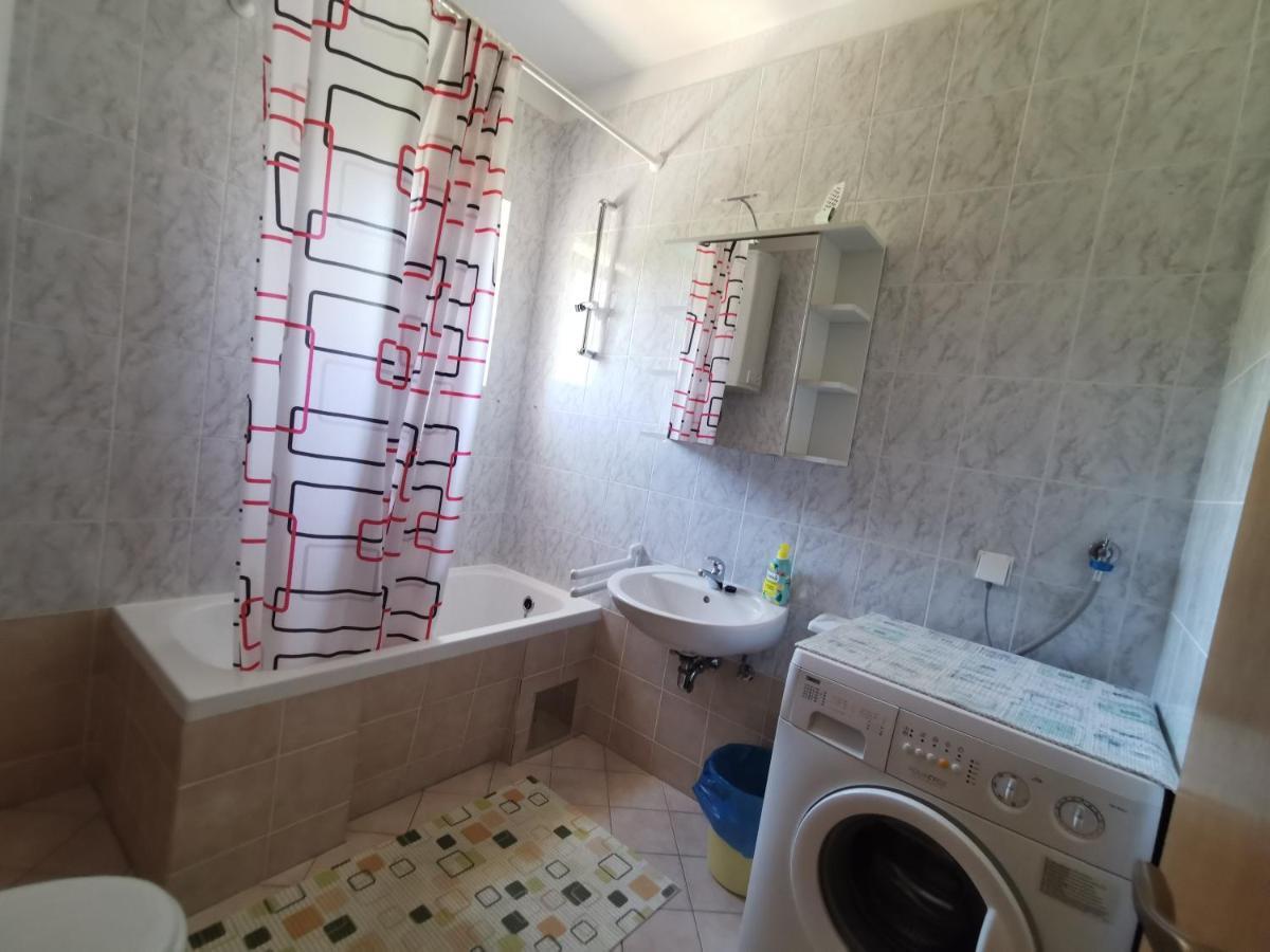 Villa Clara Apartments Kvarner Novi Vinodolski Bagian luar foto