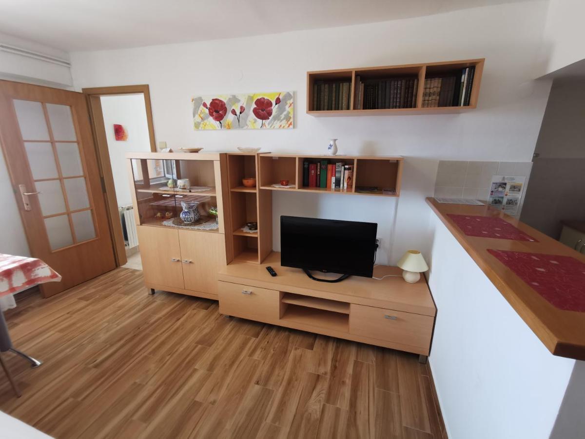 Villa Clara Apartments Kvarner Novi Vinodolski Bagian luar foto